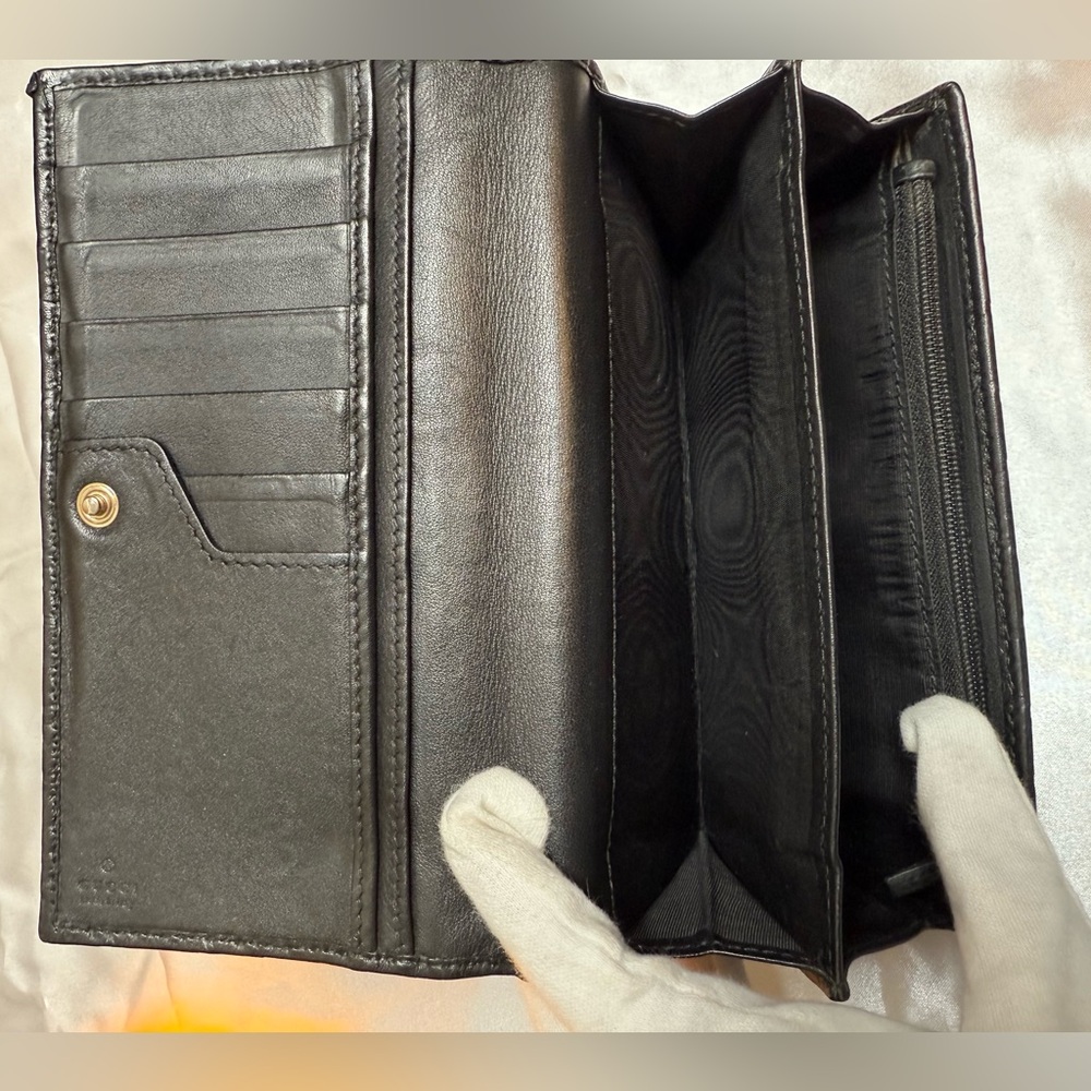 Gucci Black Leather Wallet - Picture 9 of 17